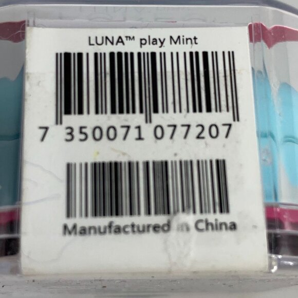 FOREO LUNA PLAY PLUS‎ Facial Electric Mini Cleansing Brush in Minty - Picture 7 of 7